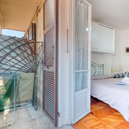 Lucky's Centro - Happy Apartment